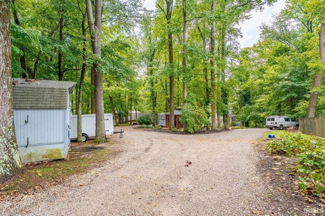 1300 N Red Bank Road, Evansville, IN 47720