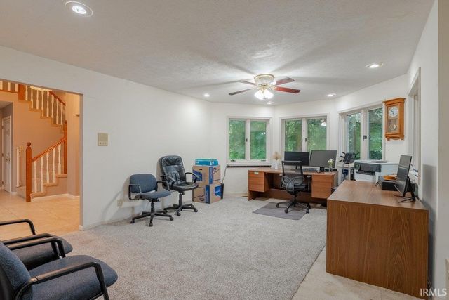1300 N Red Bank Road, Evansville, IN 47720