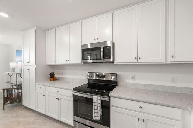 17724 GAWTHROP DRIVE 103, Bradenton, FL 34211
