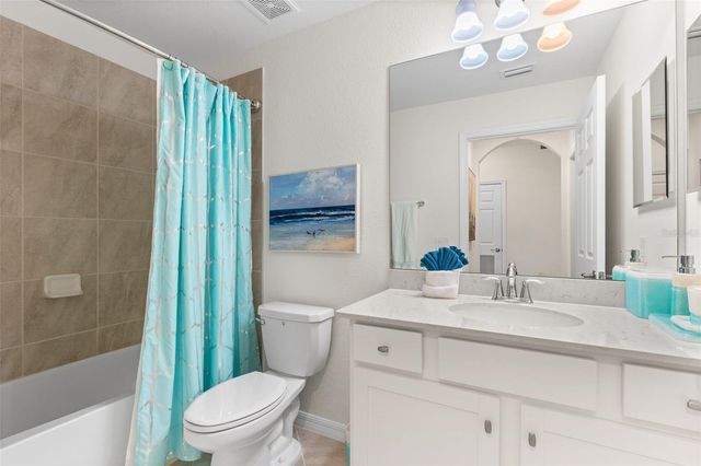 17724 GAWTHROP DRIVE 103, Bradenton, FL 34211