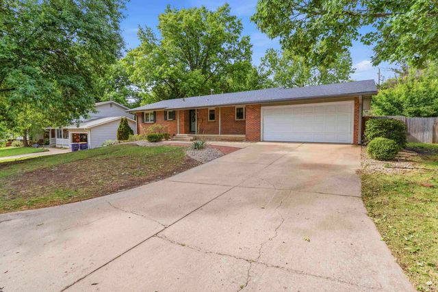 2824 Nevada Street, Manhattan, KS 66502