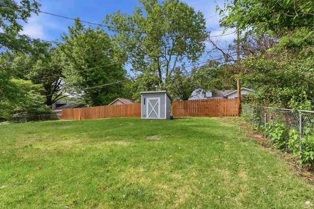 2824 Nevada Street, Manhattan, KS 66502