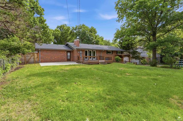 2824 Nevada Street, Manhattan, KS 66502