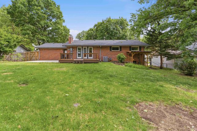 2824 Nevada Street, Manhattan, KS 66502