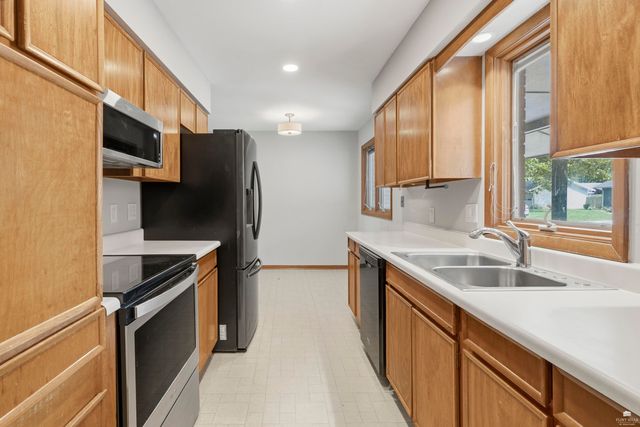 2824 Nevada Street, Manhattan, KS 66502