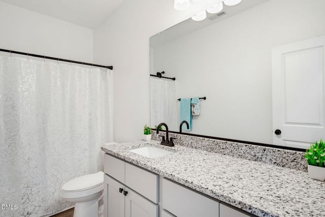 413 Bradley Street, Burlington, NC 27215