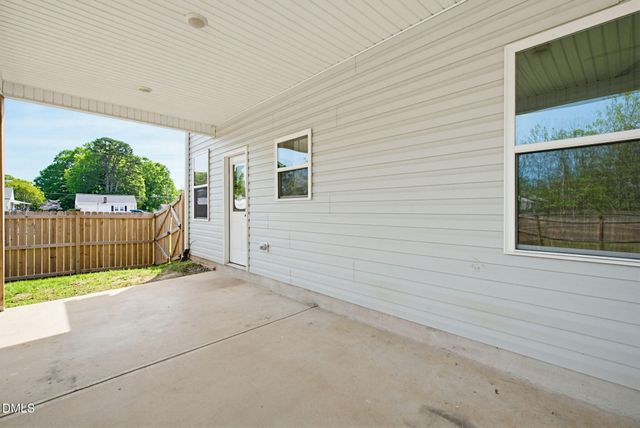 413 Bradley Street, Burlington, NC 27215