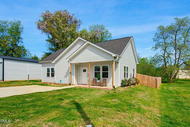 413 Bradley Street, Burlington, NC 27215