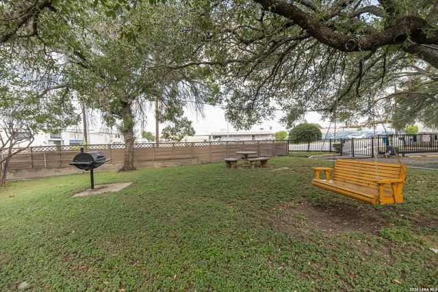 13018 Heimer Rd Apt 917, San Antonio, TX 78216