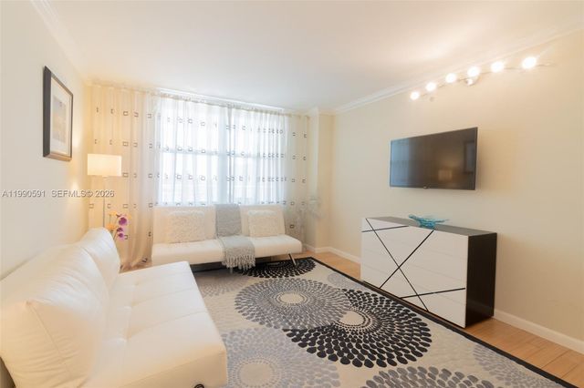 301 174 2417, Sunny Isles Beach, FL 33160