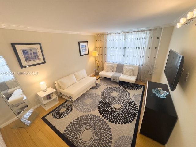 301 174 2417, Sunny Isles Beach, FL 33160