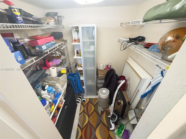 301 174 2417, Sunny Isles Beach, FL 33160