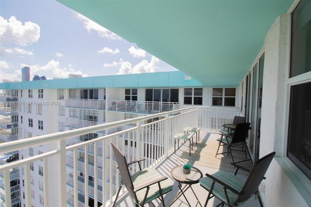 301 174 2417, Sunny Isles Beach, FL 33160