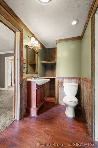 4533 State Rd 64, Taswell, IN 47175