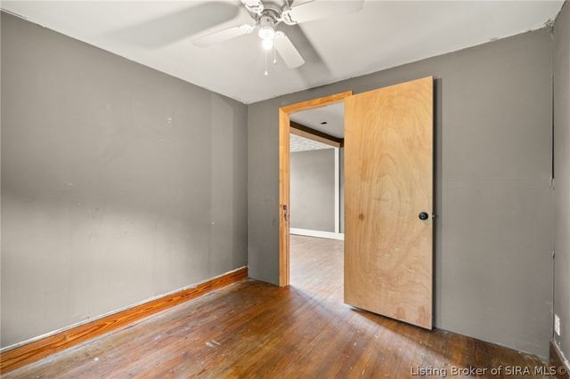 4533 State Rd 64, Taswell, IN 47175