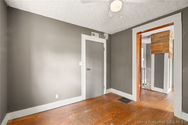 4533 State Rd 64, Taswell, IN 47175