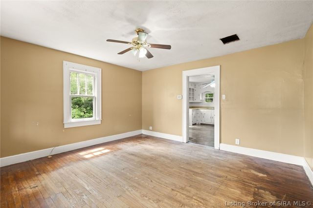 4533 State Rd 64, Taswell, IN 47175