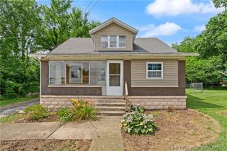 4533 State Rd 64, Taswell, IN 47175