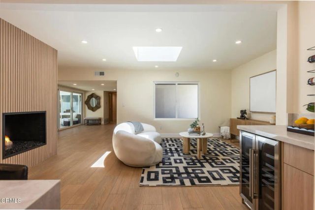 19713 Romar Street, Chatsworth, CA 91311