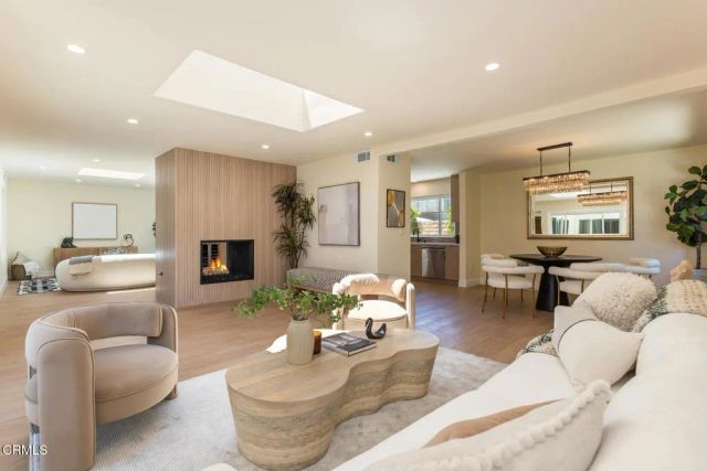 19713 Romar Street, Chatsworth, CA 91311