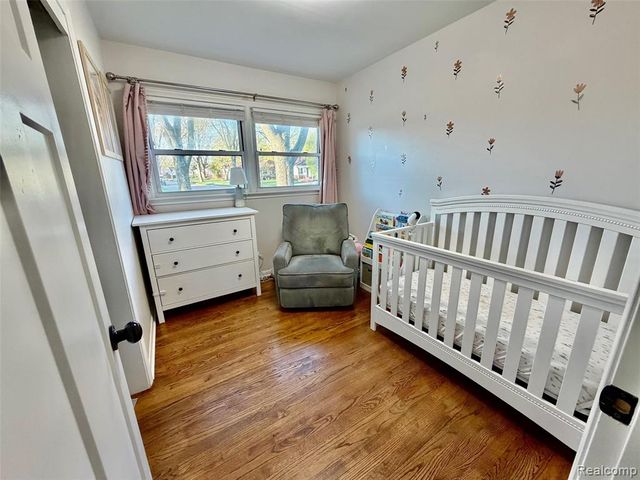 579 Lerner Avenue, Commerce Twp, MI 48017