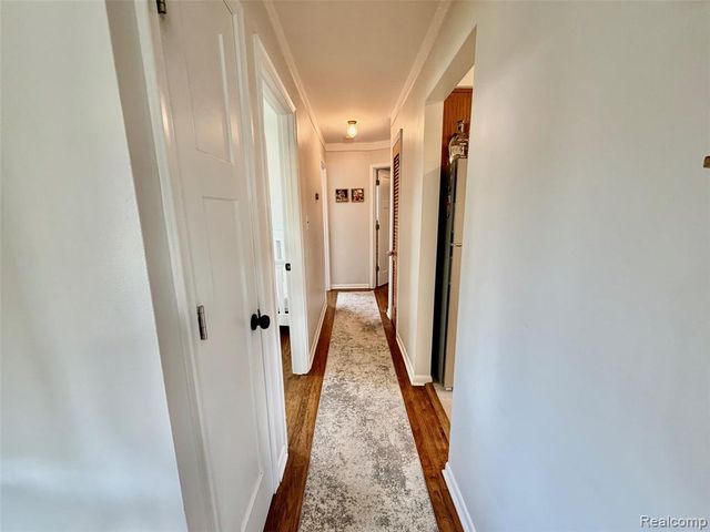 579 Lerner Avenue, Commerce Twp, MI 48017