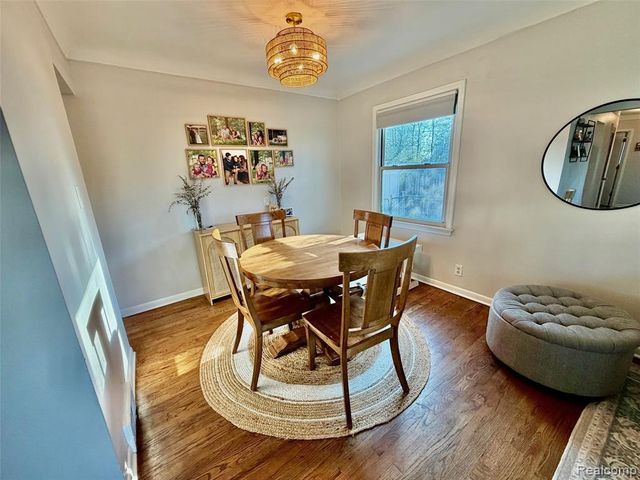 579 Lerner Avenue, Commerce Twp, MI 48017