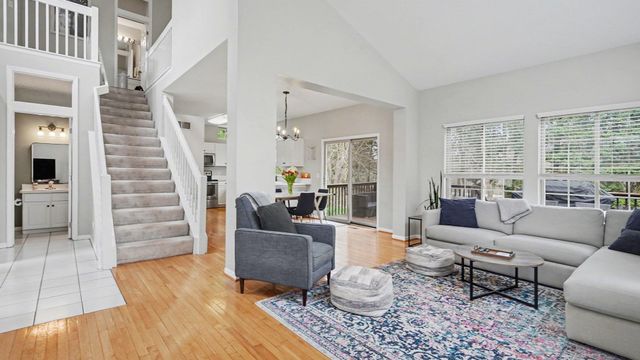 5692 Versailles Avenue, Ann Arbor, MI 48103