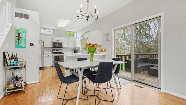 5692 Versailles Avenue, Ann Arbor, MI 48103