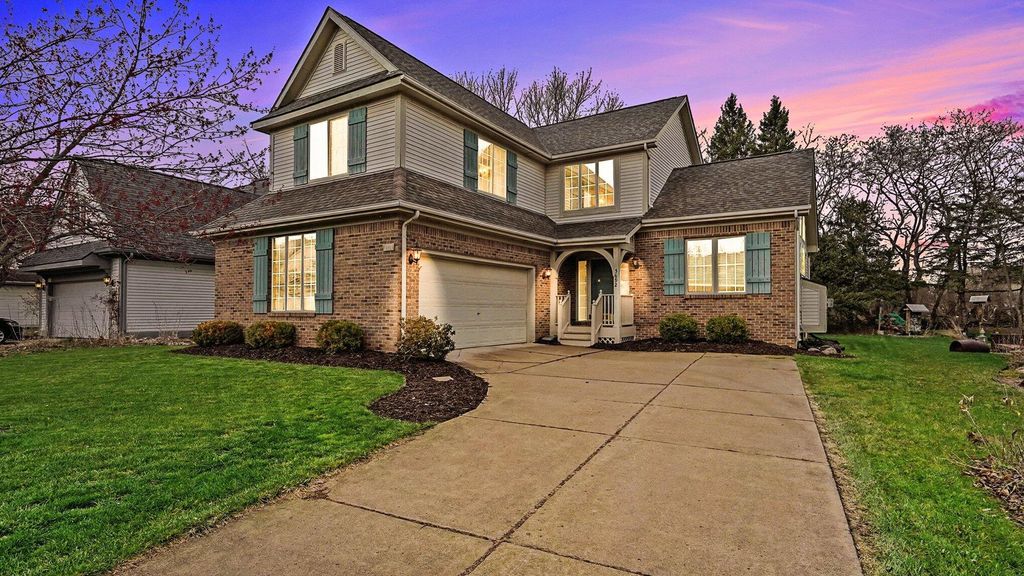 5692 Versailles Avenue, Ann Arbor, MI 48103