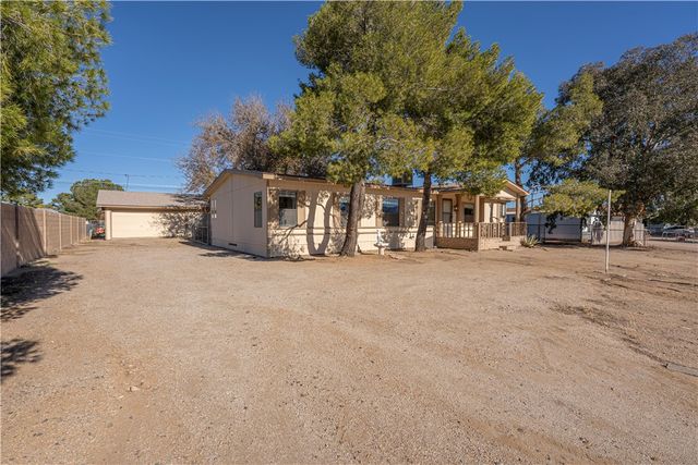 2315 E Leroy Avenue, Kingman, AZ 86409
