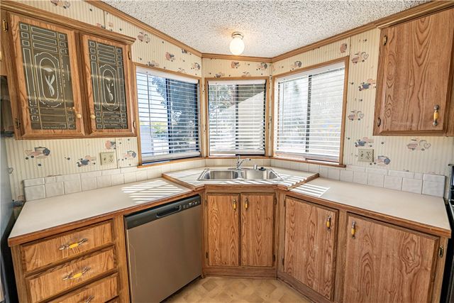 2315 E Leroy Avenue, Kingman, AZ 86409