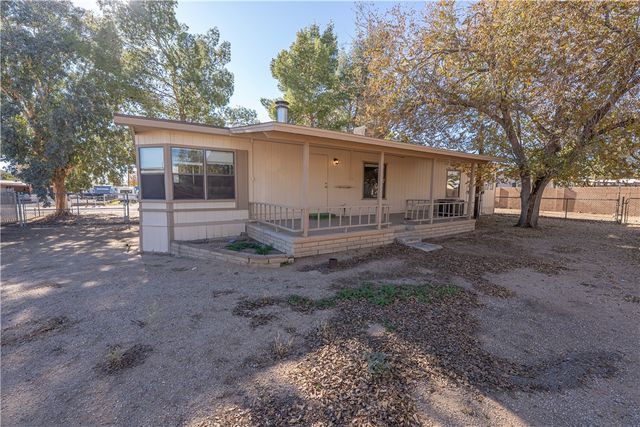 2315 E Leroy Avenue, Kingman, AZ 86409