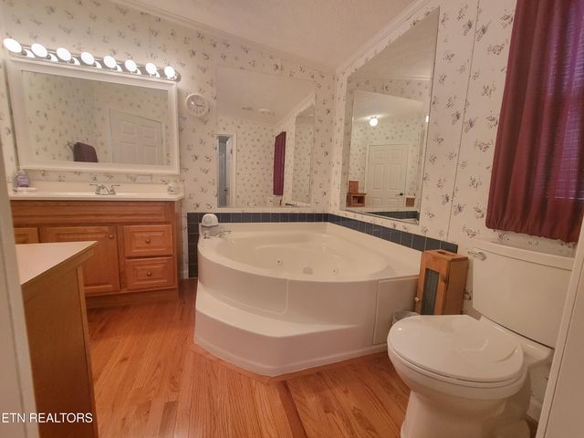 6002 Janeway Rd, Maryville, TN 37801