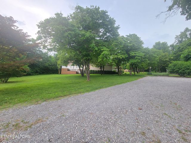 6002 Janeway Rd, Maryville, TN 37801