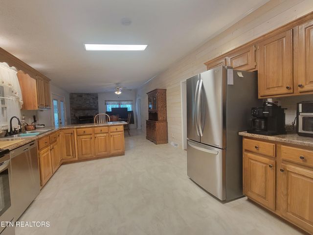 6002 Janeway Rd, Maryville, TN 37801