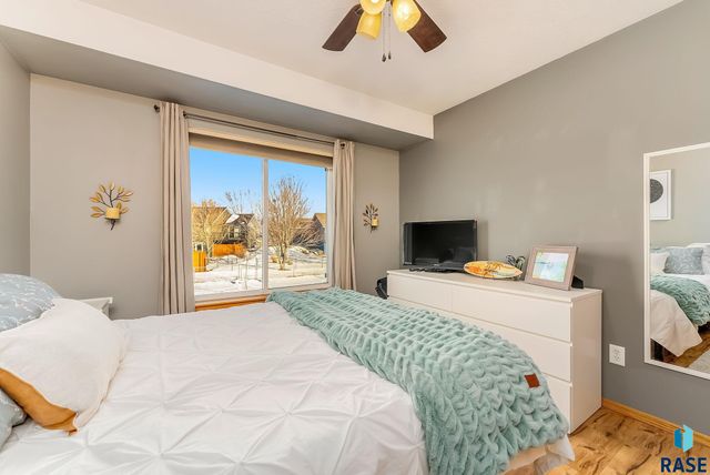 7420 W Luke Dr Drive, Sioux Falls, SD 57106