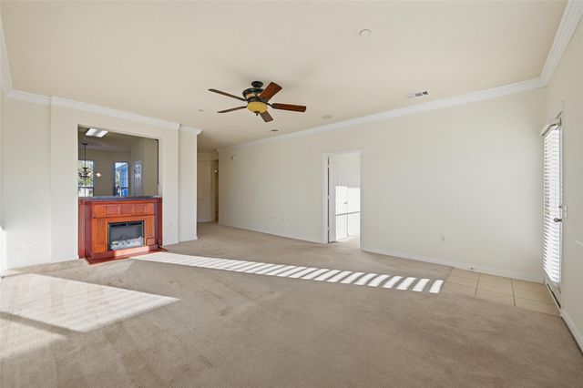 252 Heritage Hill Drive, Lewisville, TX 75067