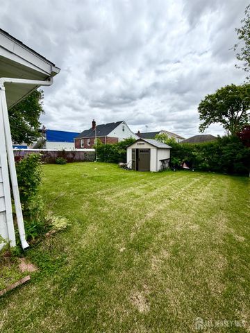 85 Hermann Avenue, Carteret, NJ 07008