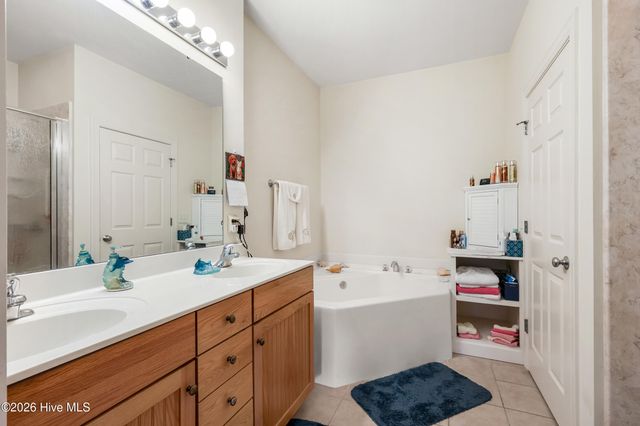 160 Bentgreen Drive, Leland, NC 28451