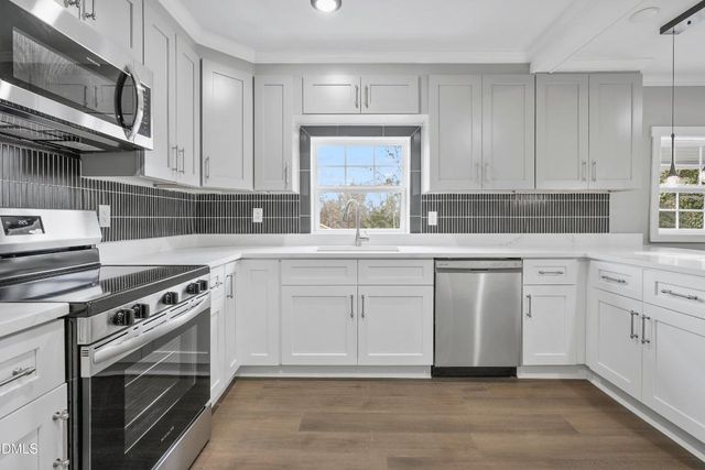 100 Blyther Street, Aberdeen, NC 28315