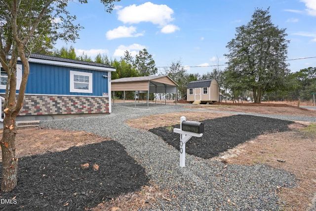 100 Blyther Street, Aberdeen, NC 28315