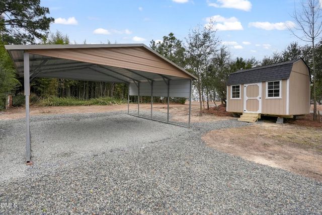 100 Blyther Street, Aberdeen, NC 28315