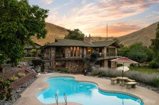 1701 Skyline Drive, Wenatchee, WA 98801