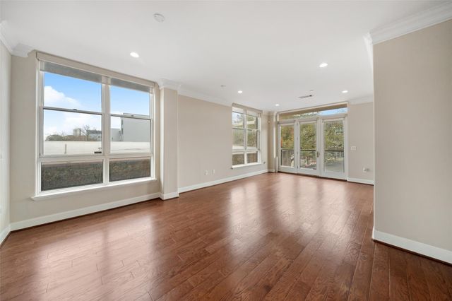 1419 Montrose Boulevard 202, Houston, TX 77019