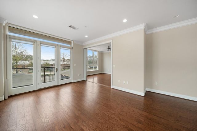 1419 Montrose Boulevard 202, Houston, TX 77019