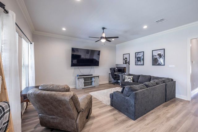 128 Oriole St, Houma, LA 70364