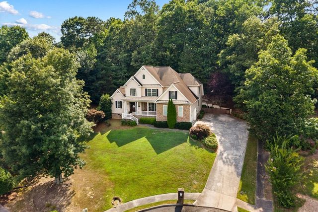 411 Amanda Way, Rocky Face, GA 30740