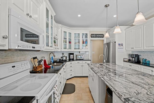 411 Amanda Way, Rocky Face, GA 30740
