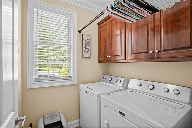 411 Amanda Way, Rocky Face, GA 30740